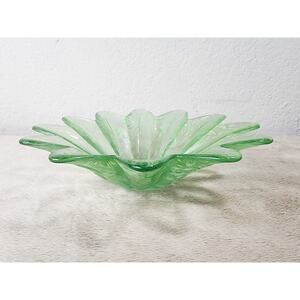 Green Pedal Frosted Bowl Flower Shaped 8" Scalloped Edge 80s Candy Tray Dish Vtg